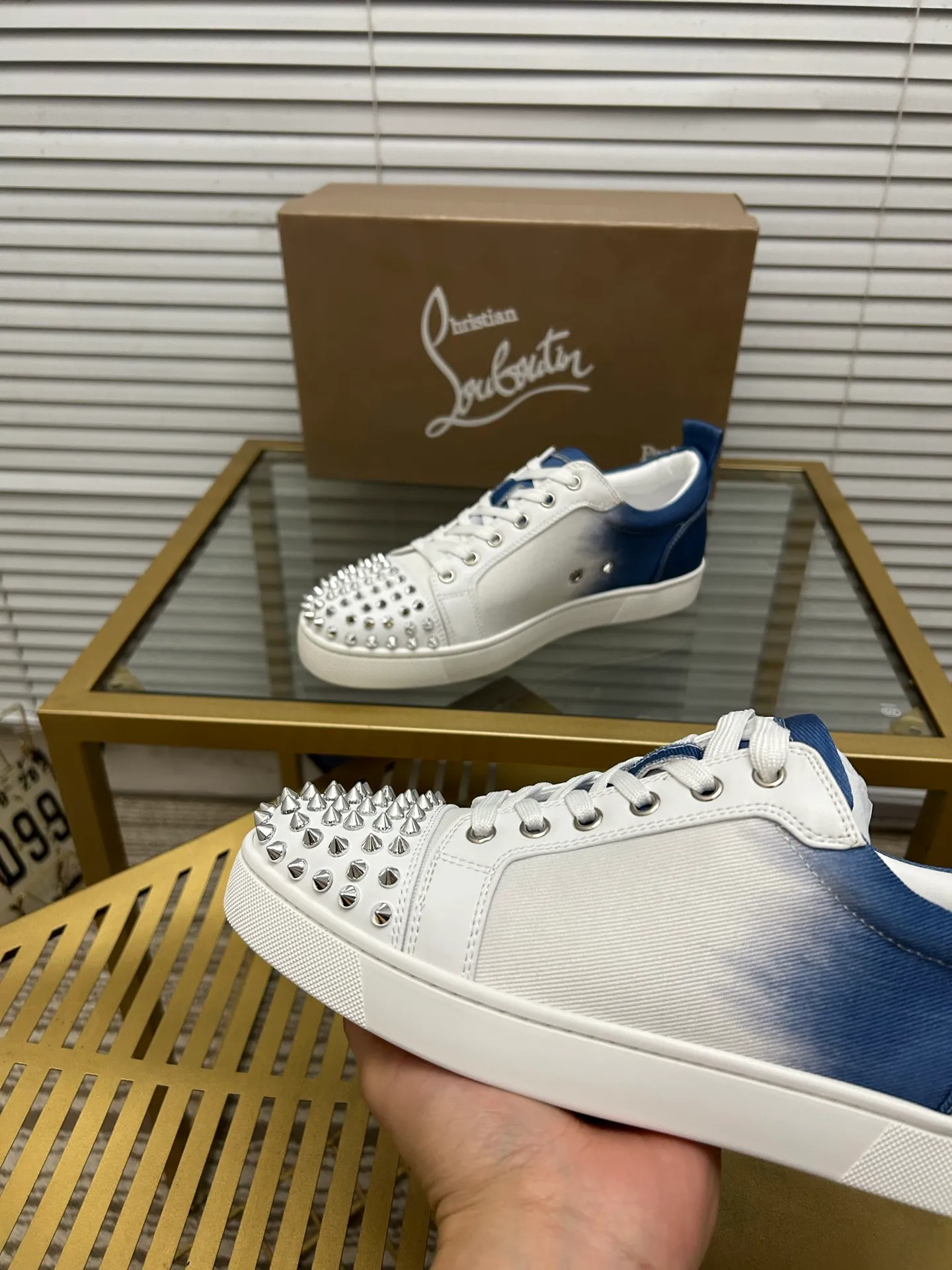 (Customized model) Ex-factory price is 480. christian louboutin (CL red sole shoes) counter series, casual sneakers for couples 📢 📢 📢 Exclusive hot style release 🎈🎈💪 Movable latex feet 👻 Finished outsole line [Proud] 😝Female 35-40# Male 38#-46, global supply😝 [Top version]: Original imported genuine leather upper, top original leather lining, original molded TPU outsole, original 1:1 detail processing, original shoe last,